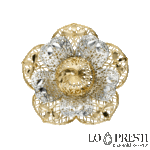 Anello Fiore donna in oro bianco e giallo 18kt lavorazione lucida e brillantata, oggetto di grande effetto. Certificato di garanzia e confezione regalo.