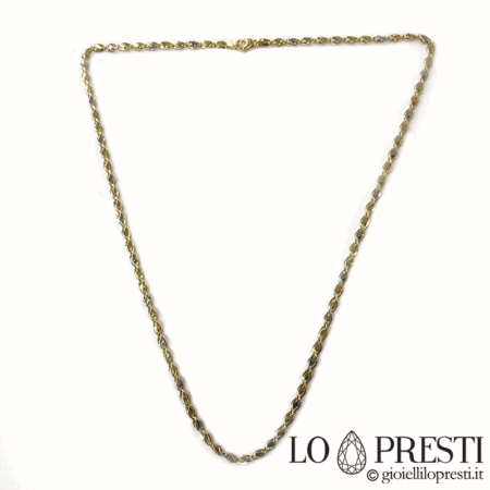 Collana in oro bianco e giallo 18 kt maglia piatta design moderno,il peso è riferito alla misura 50 cm ordinabile sia il bracciale che la collana in qualsiasi misura.Certificato di garanzia e confezione regalo.